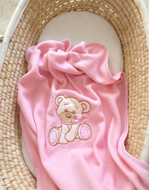 Kocyk polarowy dla niemowląt - Miś z kokardką różowy