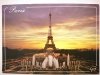 PARIS ET SES MERVEILLES. LES JETS D’EAU DES JARDINS DU TROCADERO ET LA TOUR EIFFEL