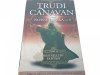 NOWICJUSZKA CZ. 2 - Trudi Canavan 2009