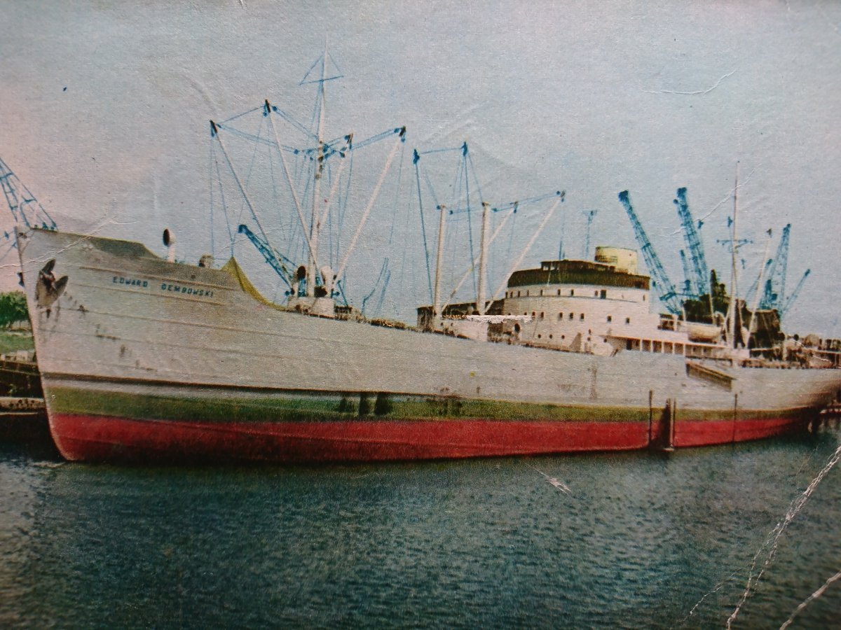 M S EDWARD DEMBOWSKI FOT. J. UKLEJEWSKI Statki i okręty Tematyczne