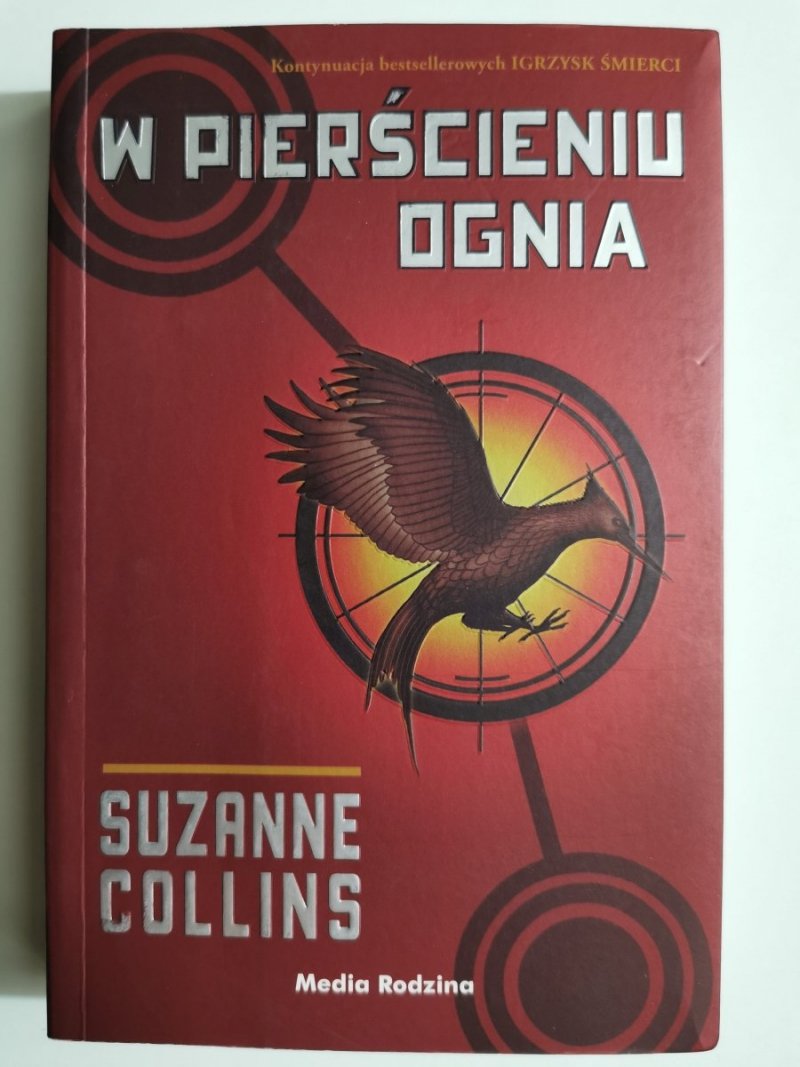 W PIERŚCIENIU OGNIA - Suzanne Collins 
