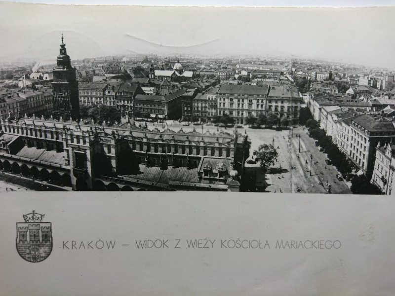 KRAKÓW - WIDOK Z WIEŻY KOŚCIOŁA... FOT. G. RUSS