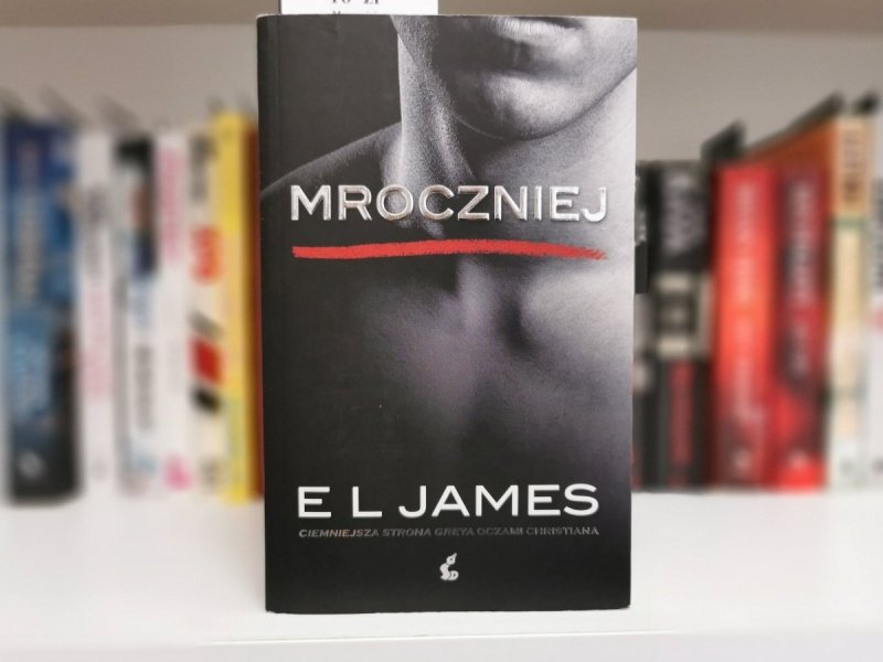 MROCZNIEJ - E L James