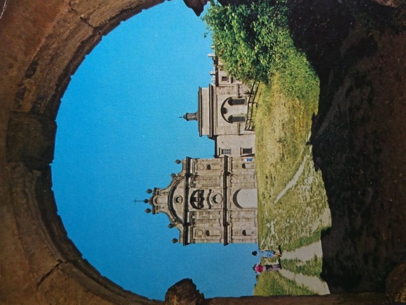 GÓRY ŚWIĘTOKRZYSKIE. KOŚCIÓŁ I... FOT. KRASSOWSKI