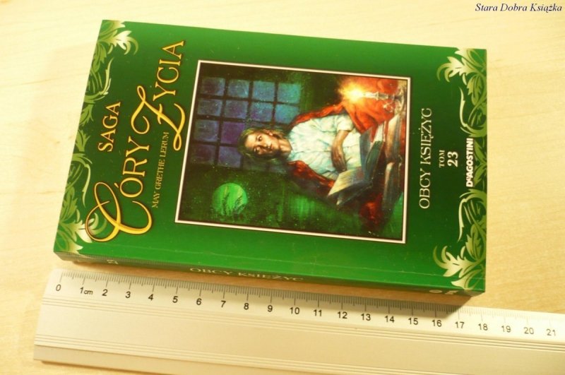 SAGA CÓRY ŻYCIA TOM 23: OBCY KSIĘŻYC (2008)