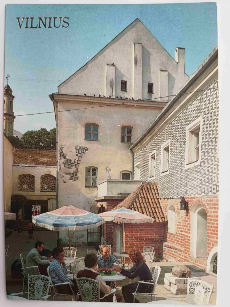 MEDININKY KAVINE SENAMIESTYJE