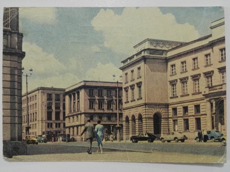 WARSZAWA. UL. ŚWIĘTOKRZYSKA FOT. JASTRZĘBSKI