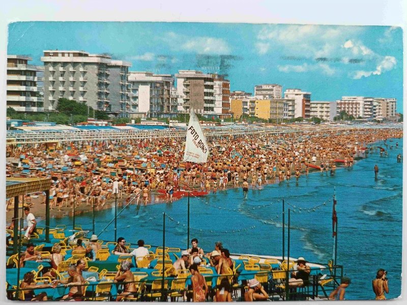 RICCIONE SPIAGGIA E ALBERGHI