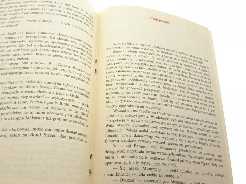 Z DOWODEM W ZĘBACH - Dorothy Leigh Sayers 1986