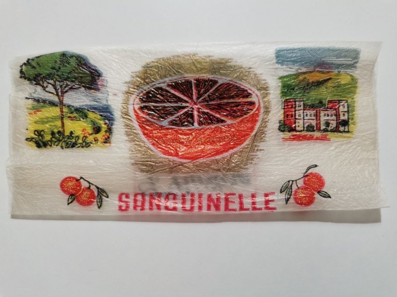 OPAKOWANIE. SANGUINELLO PRIVITERA ACIREALE (SICILIA)