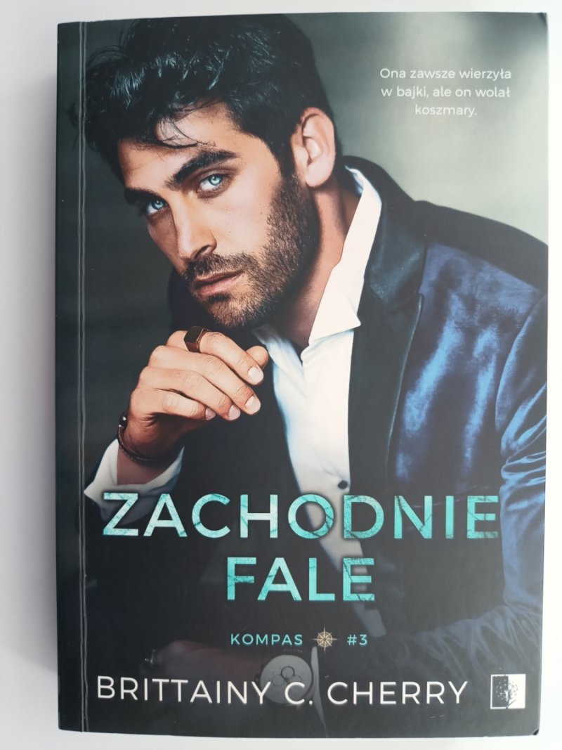ZACHODNIE FALE. KOMPAS TOM 3 - Brittainy C. Cherry