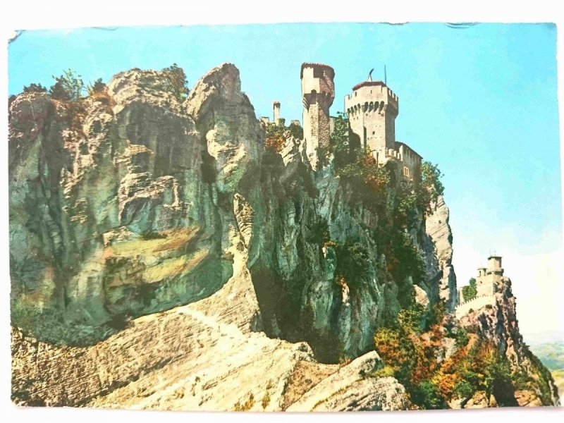 REPUBBLICA DI S. MARINO. LE ANTICHE ROCCHE