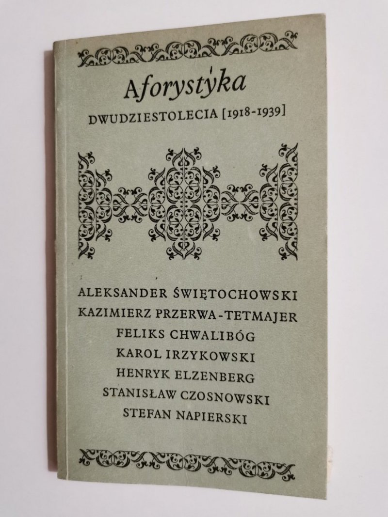 AFORYSTYKA. DWUDZIESTOLECIA 1918-1939 