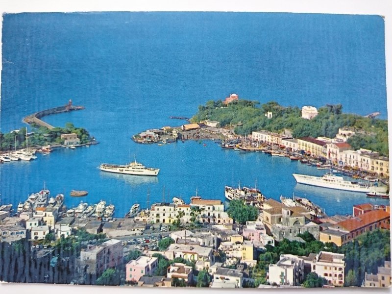 ISCHIA. IL PORTO