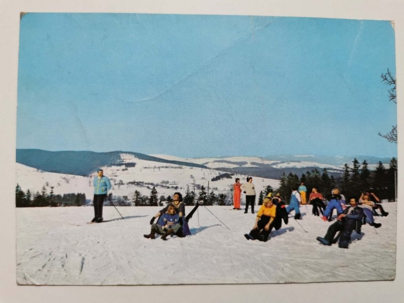 BESKID ŻYWIECKI. KRAJOBRAZ ZIMOWY OKOLIC ZWARDONIA FOT. CHMIELEWSKI