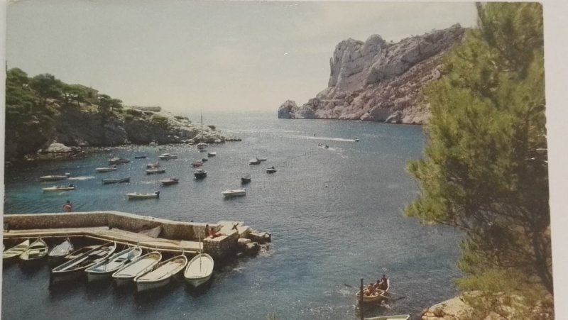 NOS BELLES-CALANQUES