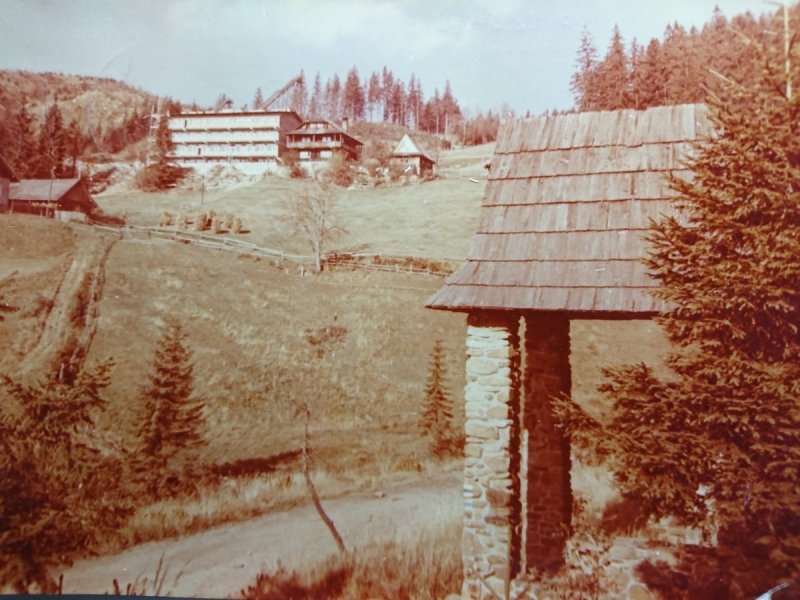 BESKID ŚLĄSKI. PRZYSŁOP POD BARANIĄ GÓRĄ FOT. MATL