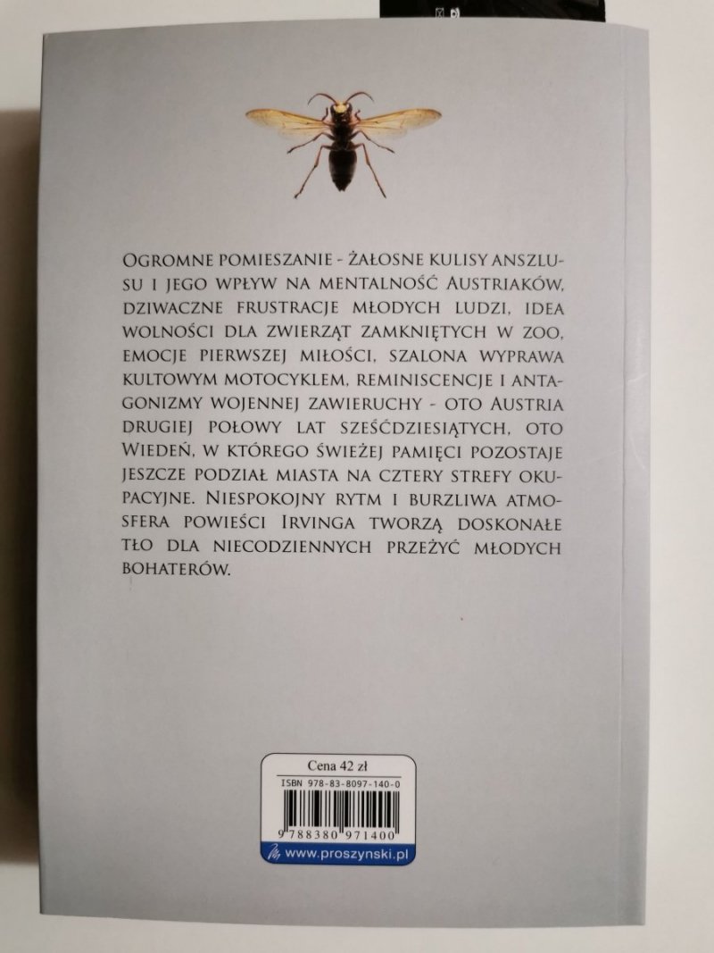 UWOLNIĆ NIEDŹWIEDZIE - John Irving 