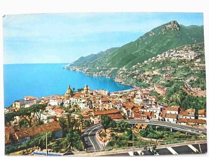 VIETRI SUL MARE. PANORAMA