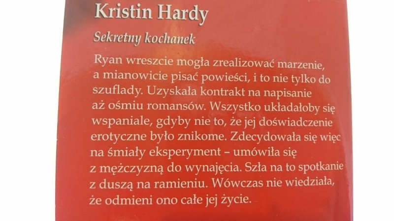 SEKRETNY KOCHANEK - Kristin Hardy 2003
