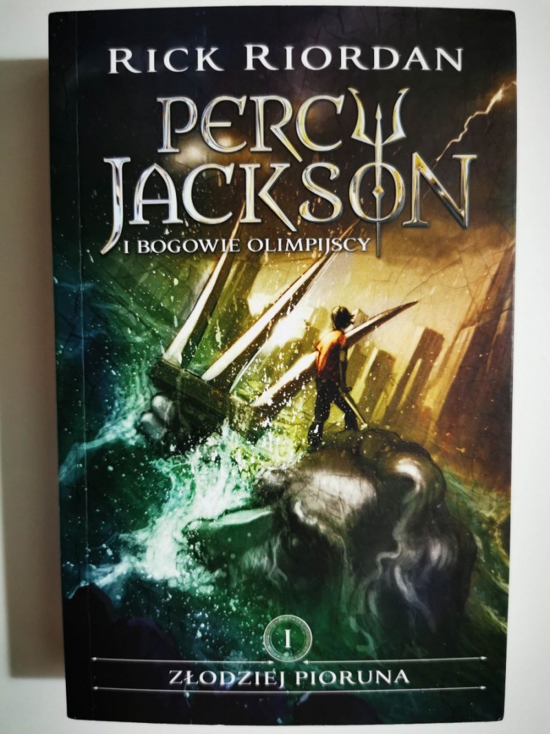 PERCY JACKSON I BOGOWIE OLIMPIJSCY - Rick Riordan