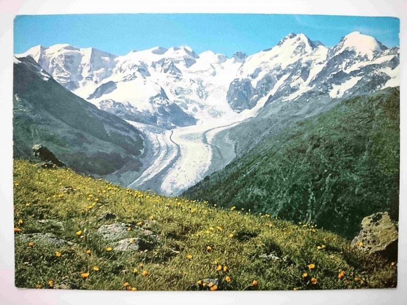 BERNINAGRUPPE UND MORTERATSCHGLETSCHER IN DER PARADIES HÜTTE AUS
