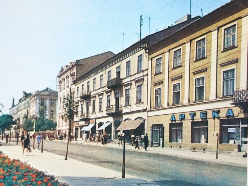 PIOTRKÓW TRYBUNALSKI. ULICA... FOT. K. KACZYŃSKI