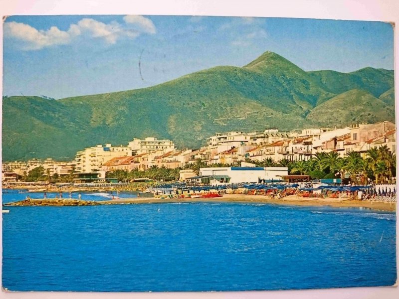 LOANO. LA SPIAGGIA