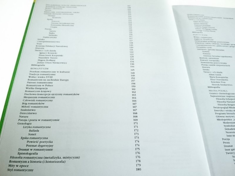 DZIEJE LITERATURY W EPOKACH - M. Hanczakowski 2007