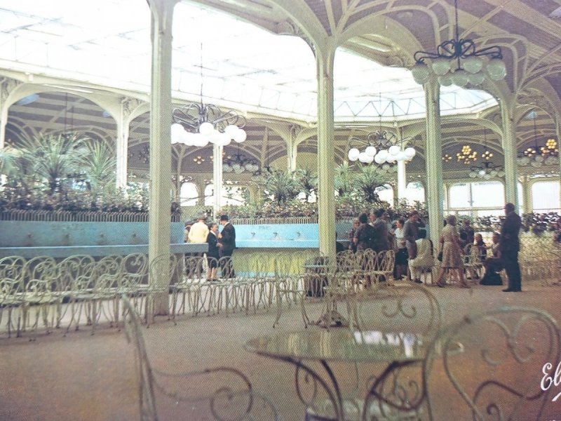 VICHY. LE GRAND HALL DES SOURCES
