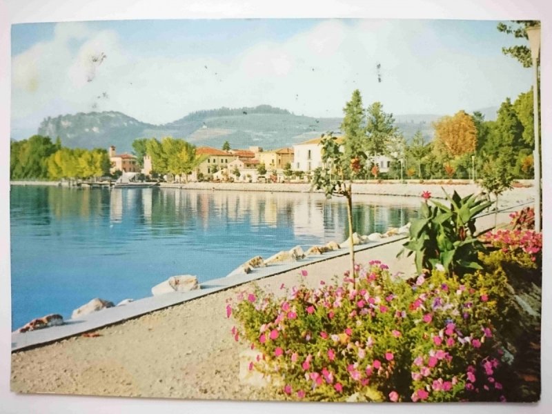 LAGO DI GARDA. BARDOLINO LUNGOLAGO