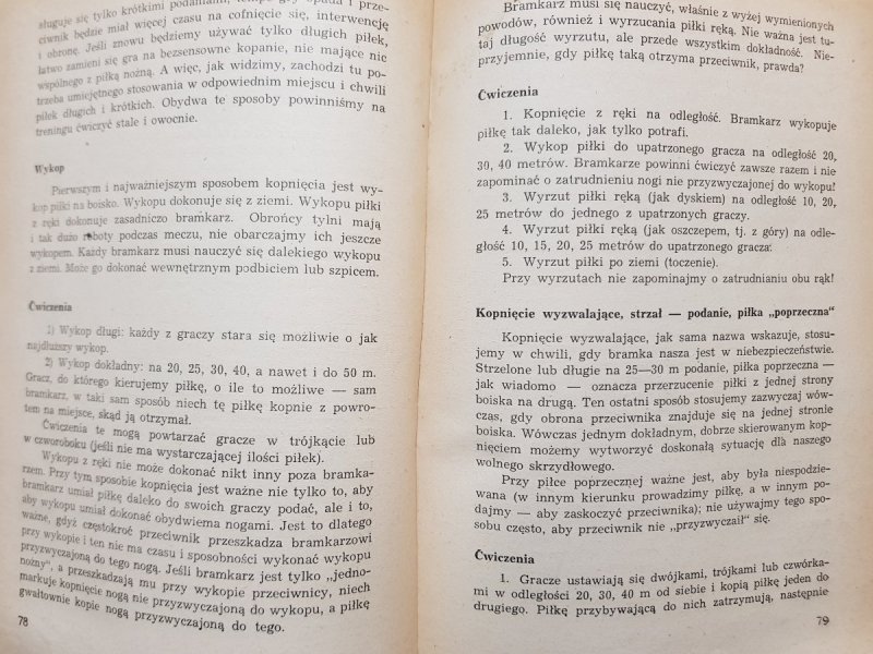 PIŁKA NOŻNA. TEORIA I TRENING - Janos Palfai 1947