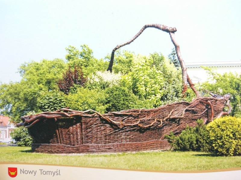 NOWY TOMYŚL. NAJWIĘKSZY WIKLINOWY KOSZ PROJ STĘPAK