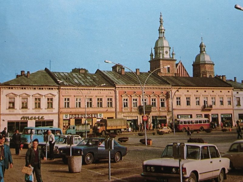 NOWY SĄCZ. FRAGMENT RYNKU FOT. S. R. SADOWSKI