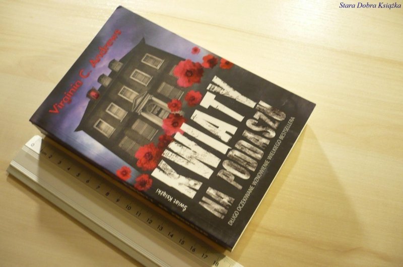 KWIATY NA PODDASZU - Virginia C. Andrews (2012)