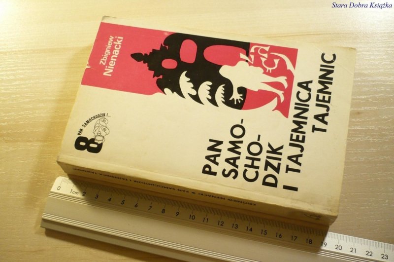 PAN SAMOCHODZIK I TAJEMNICA TAJEMNIC Nienacki 1983