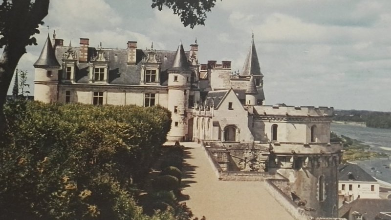 LES CHATEUX DE LA LOIRE
