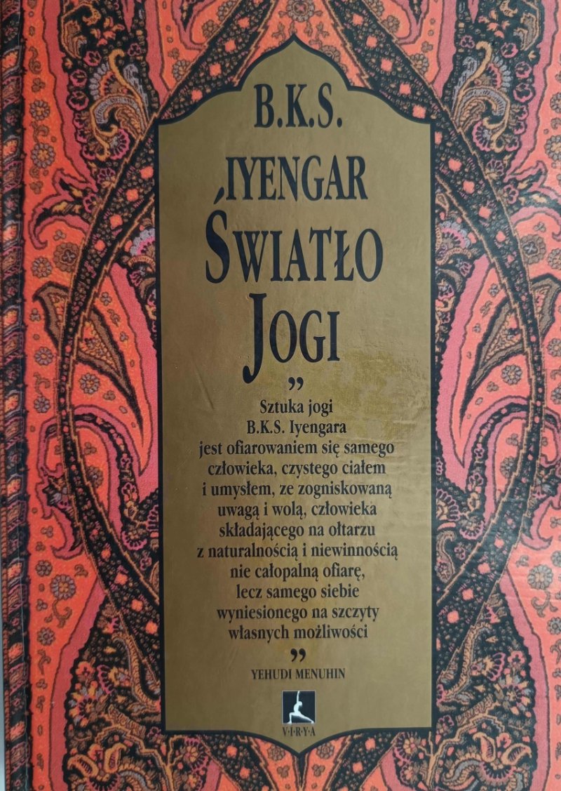 ŚWIATŁO JOGI - B.K.S. IYENGAR