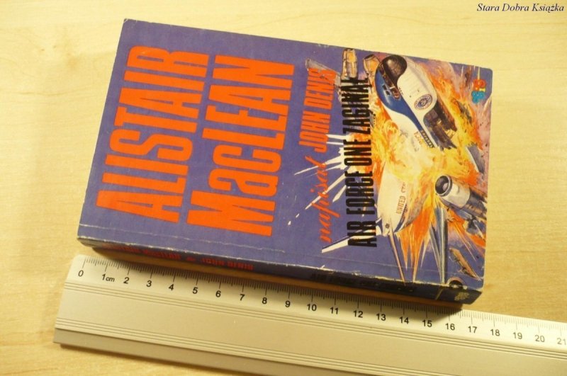 AIR FORCE ONE ZAGINĄŁ - Alistair MacLean (1990)