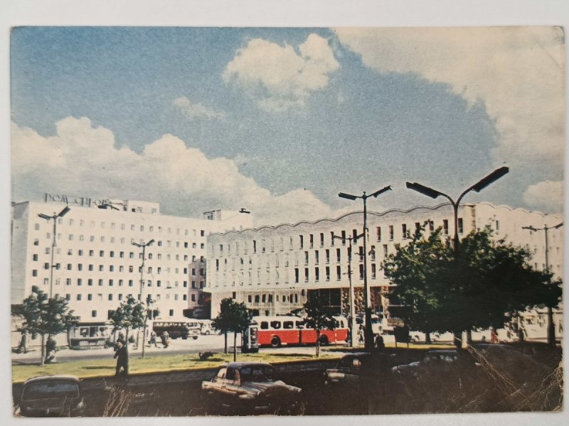 WARSZAWA DOM CHŁOPA