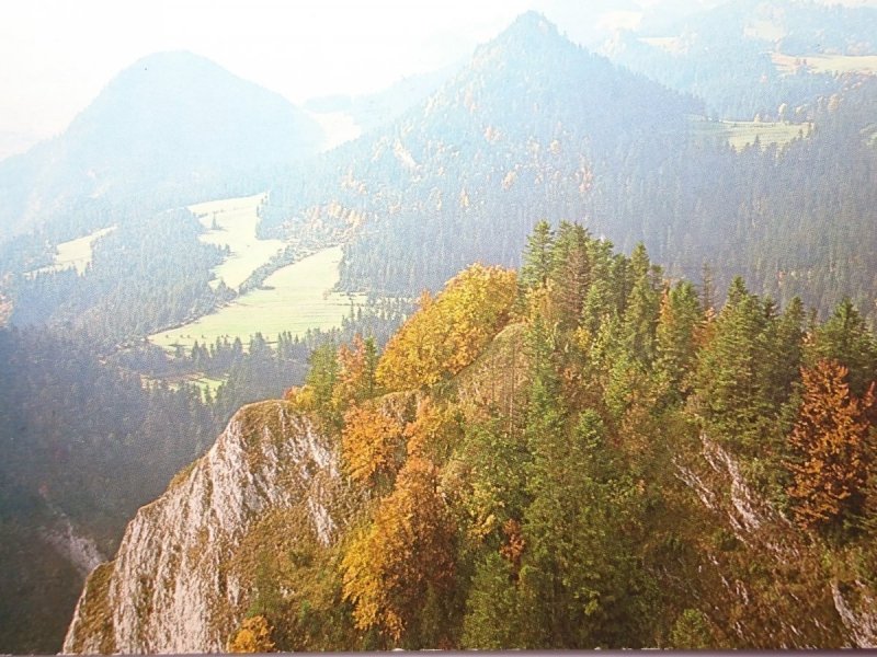 PIENINY. WIDOK Z TRZECH KORON