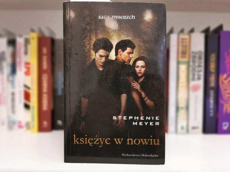 KSIĘŻYC W NOWIU - Stephenie Meyer