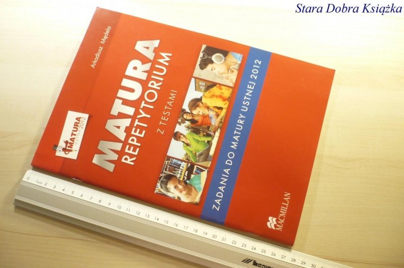 MATURA. REPETYTORIUM Z TESTAMI 2012