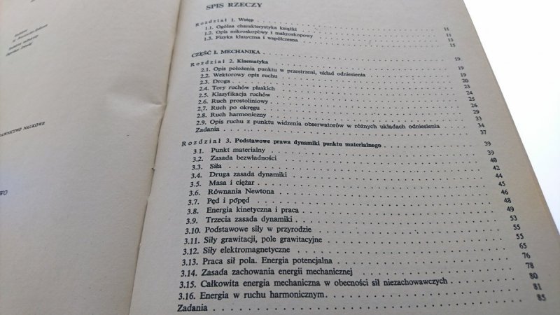 FIZYKA DLA KANDYDATÓW NA WYŻSZE UCZELNIE 1974
