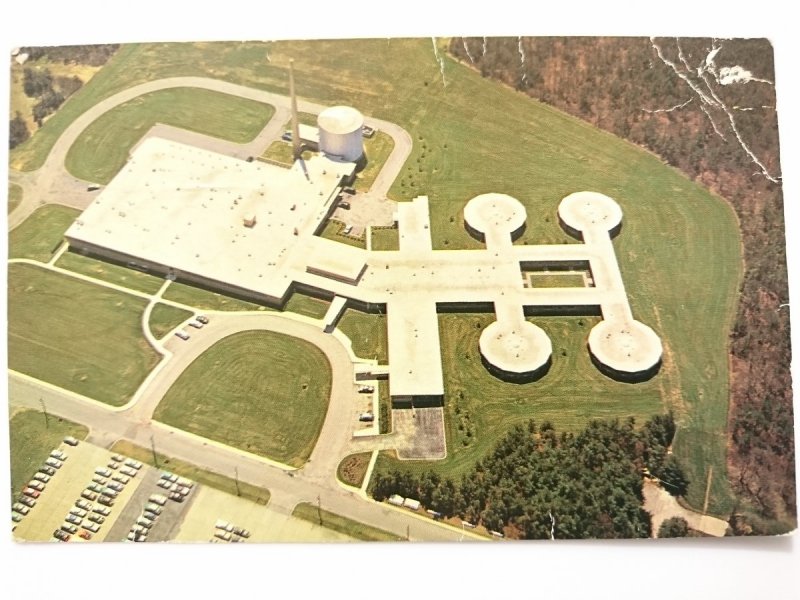 THE MEDICAL RESEARCH CENTER AT BROOKHAVEN NATIONAL LABORATORY UPTON, LONG ISLAND, N. Y.