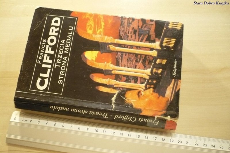 TRZECIA STRONA MEDALU - Francis Clifford (1996)