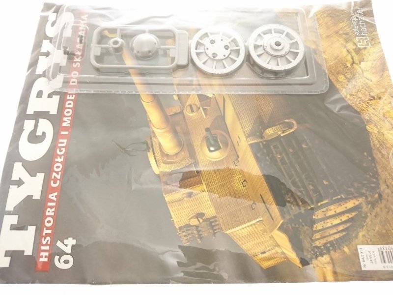 TYGRYS HISTORIA CZOŁGU I MODEL DO SKŁADANIA NR 064