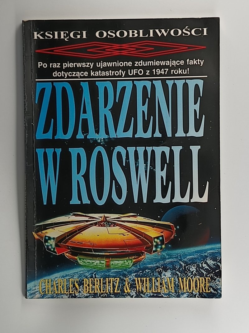 ZDARZENIE W ROSWELL - Berlitz &amp; Moore