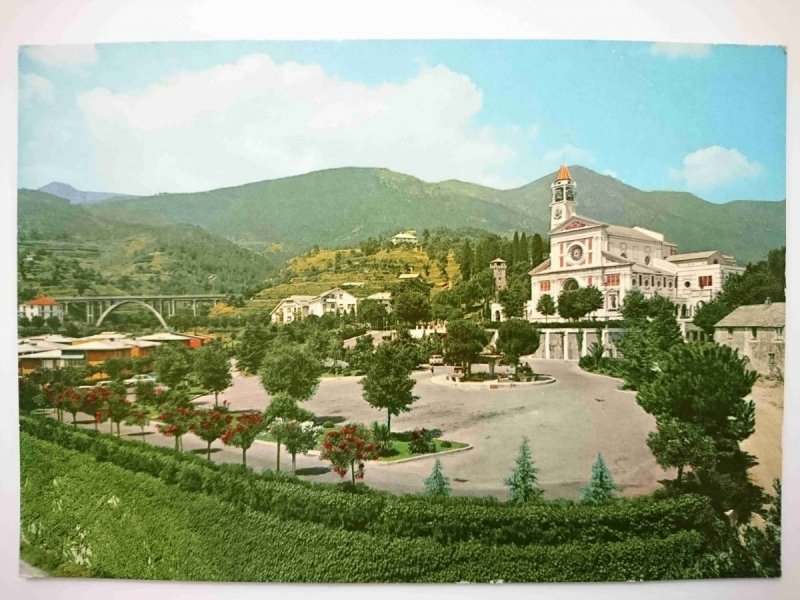 SANTUARIO GESU BAMBINO DI PRAGA. ARENZANO (GENOVA)