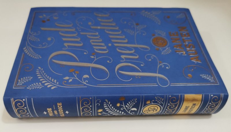 PRIDE AND PREJUDICE - Jane Austen